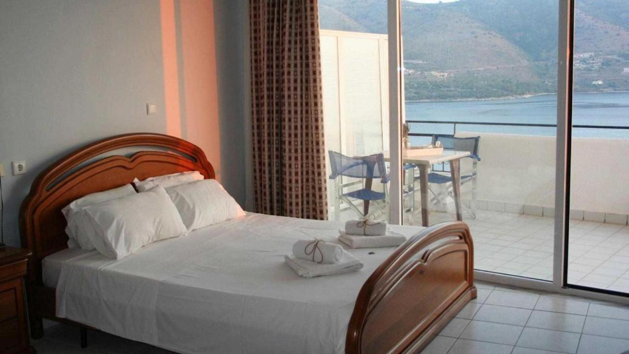 Hotel Revis Station Plataria Exterior foto
