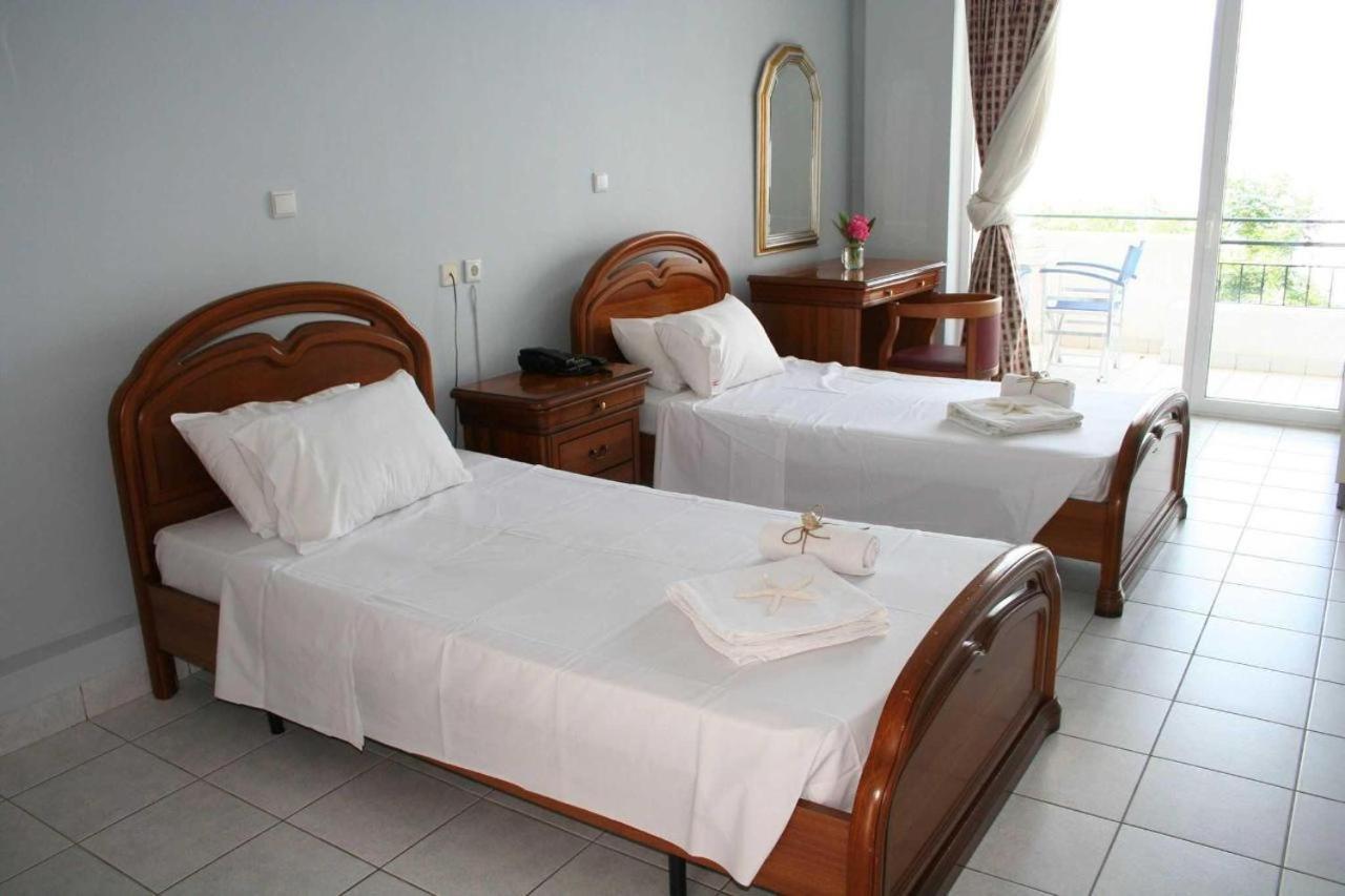 Hotel Revis Station Plataria Exterior foto