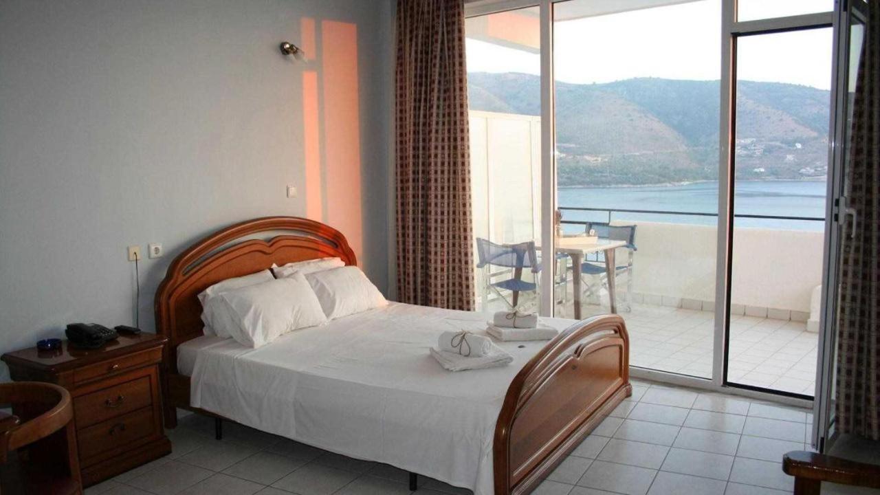 Hotel Revis Station Plataria Exterior foto