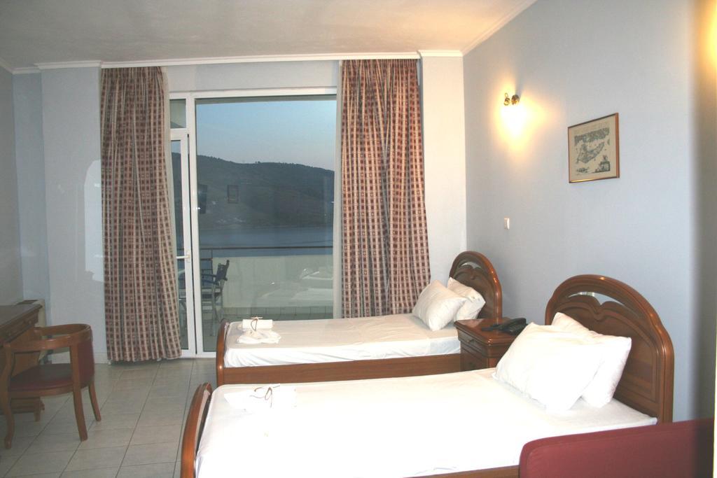 Hotel Revis Station Plataria Exterior foto