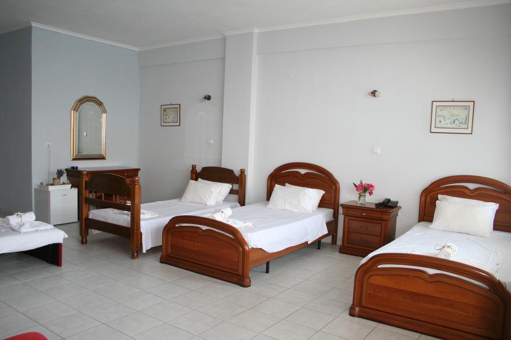 Hotel Revis Station Plataria Exterior foto