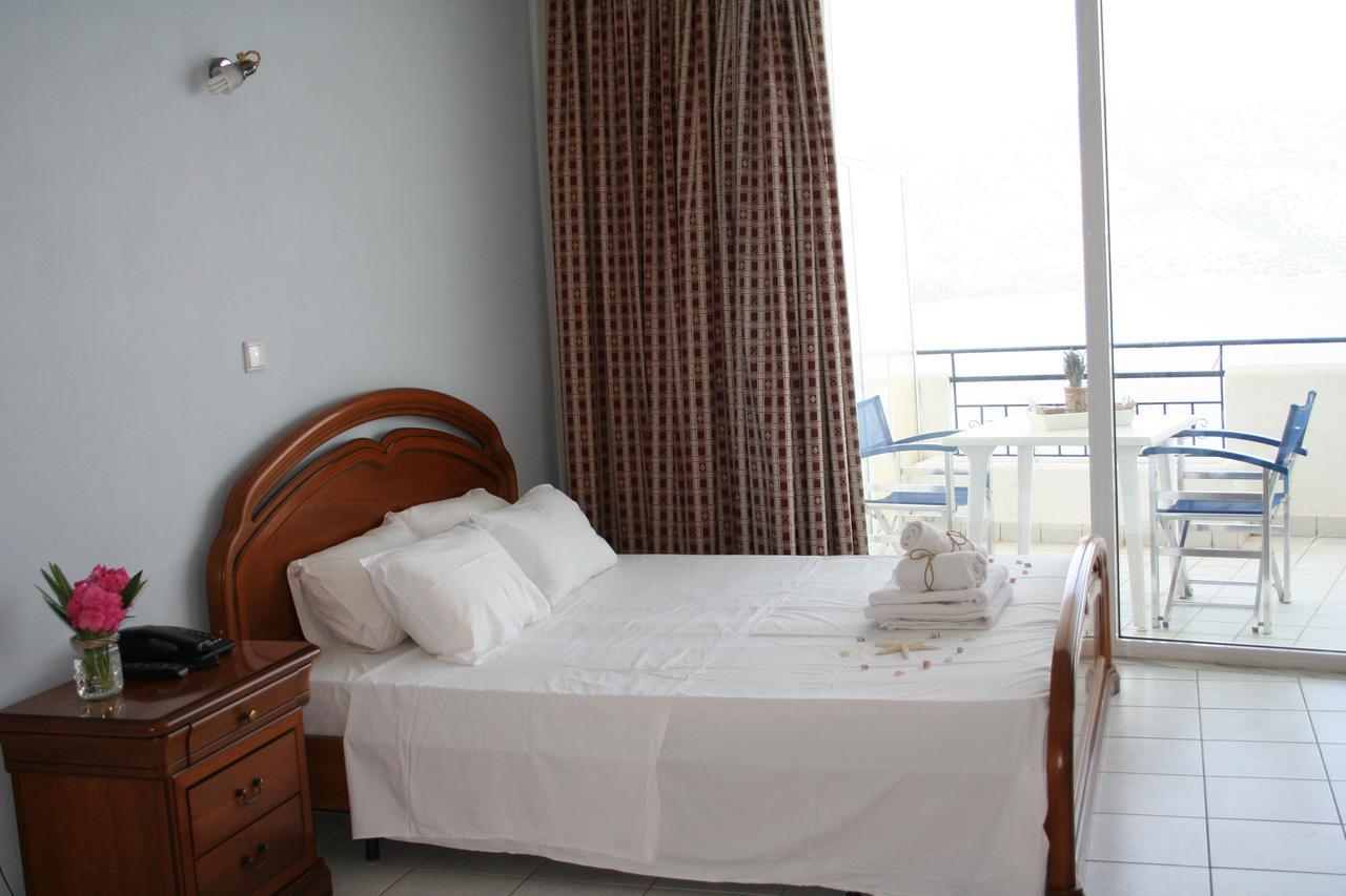 Hotel Revis Station Plataria Exterior foto
