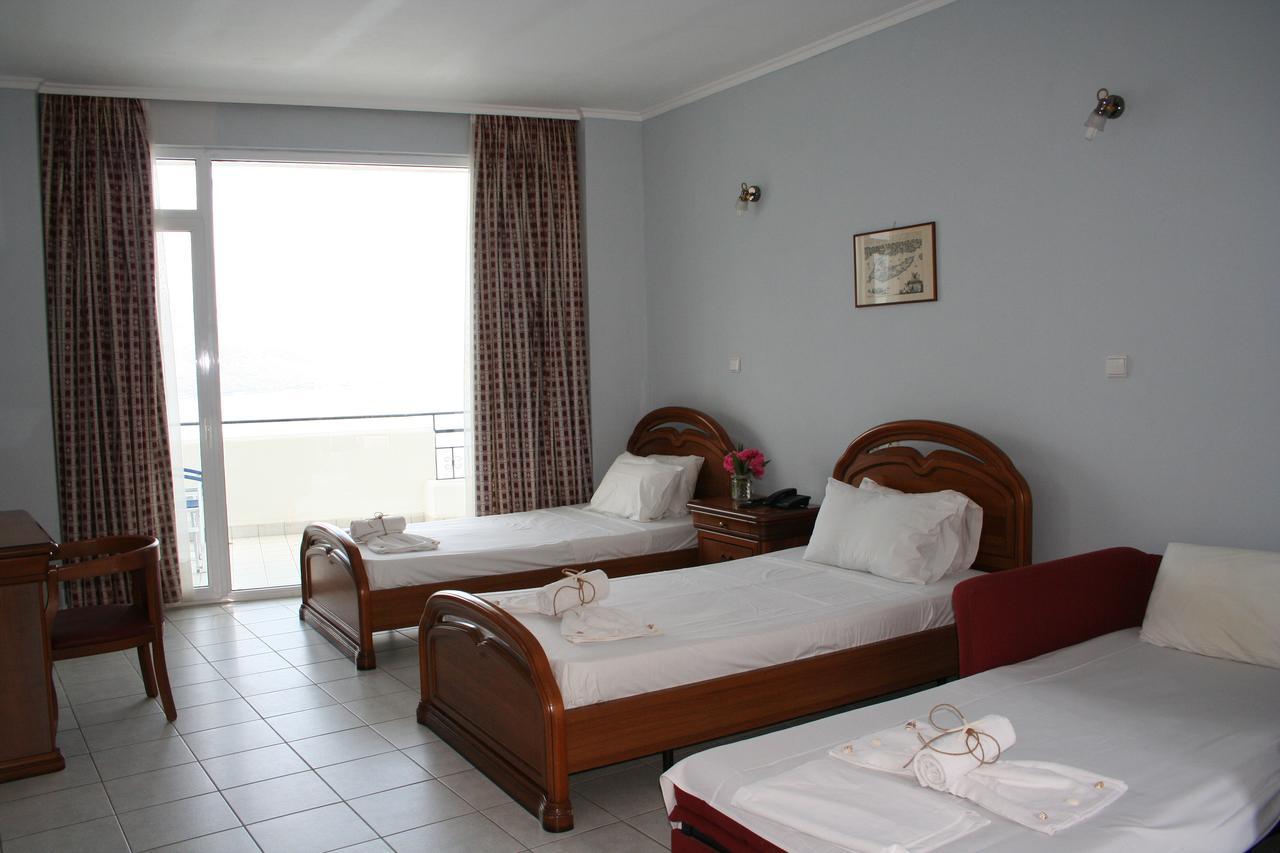 Hotel Revis Station Plataria Exterior foto