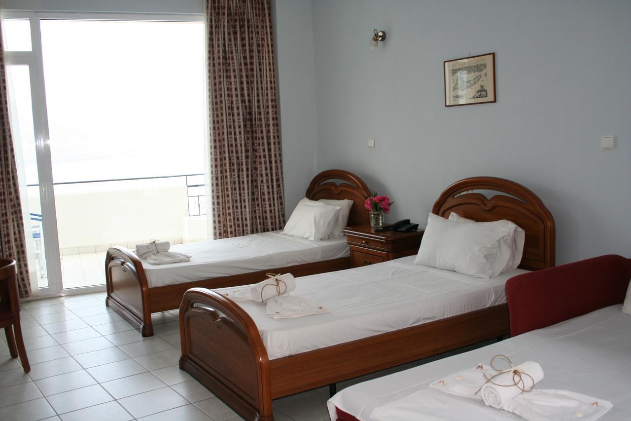 Hotel Revis Station Plataria Exterior foto