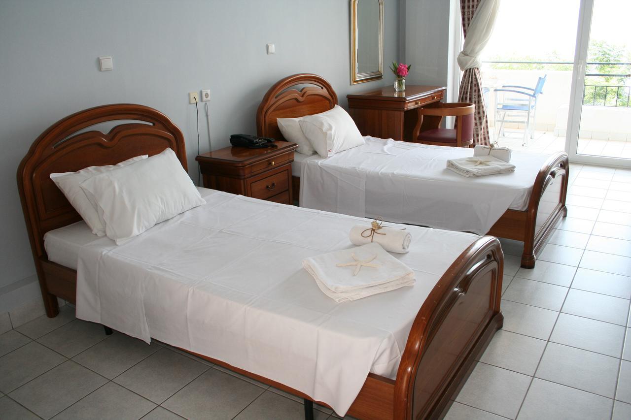 Hotel Revis Station Plataria Exterior foto