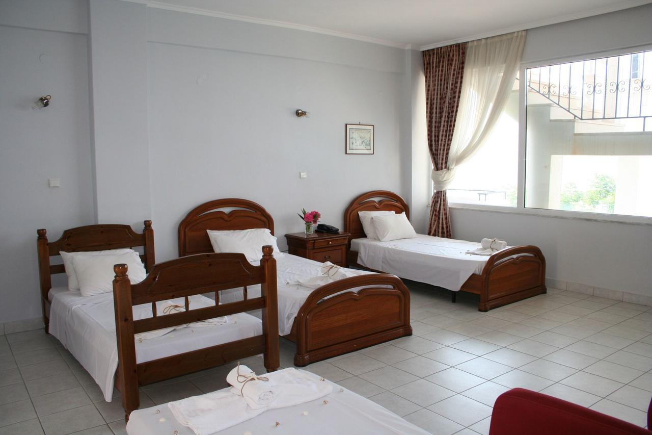 Hotel Revis Station Plataria Exterior foto