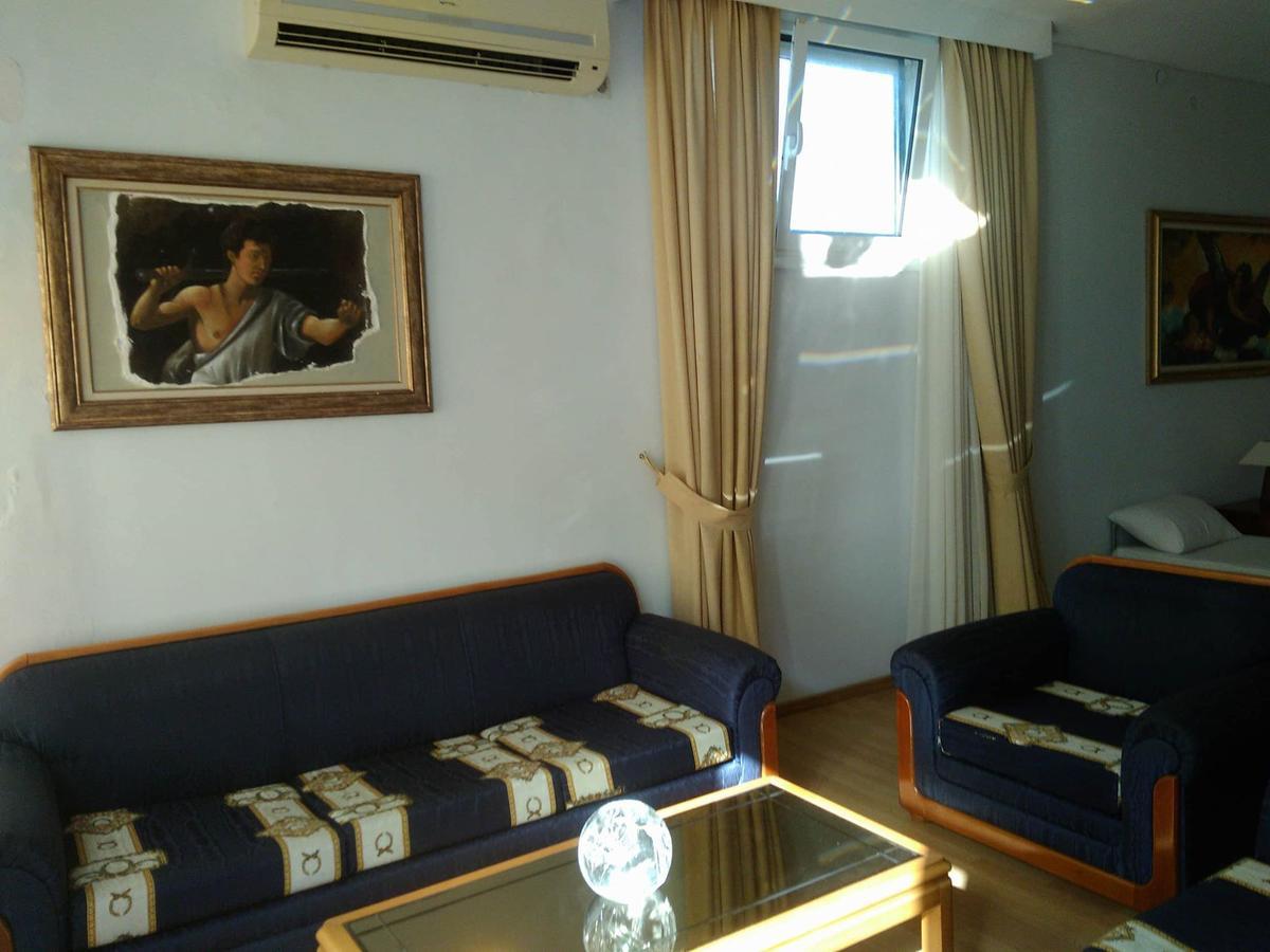 Hotel Revis Station Plataria Exterior foto